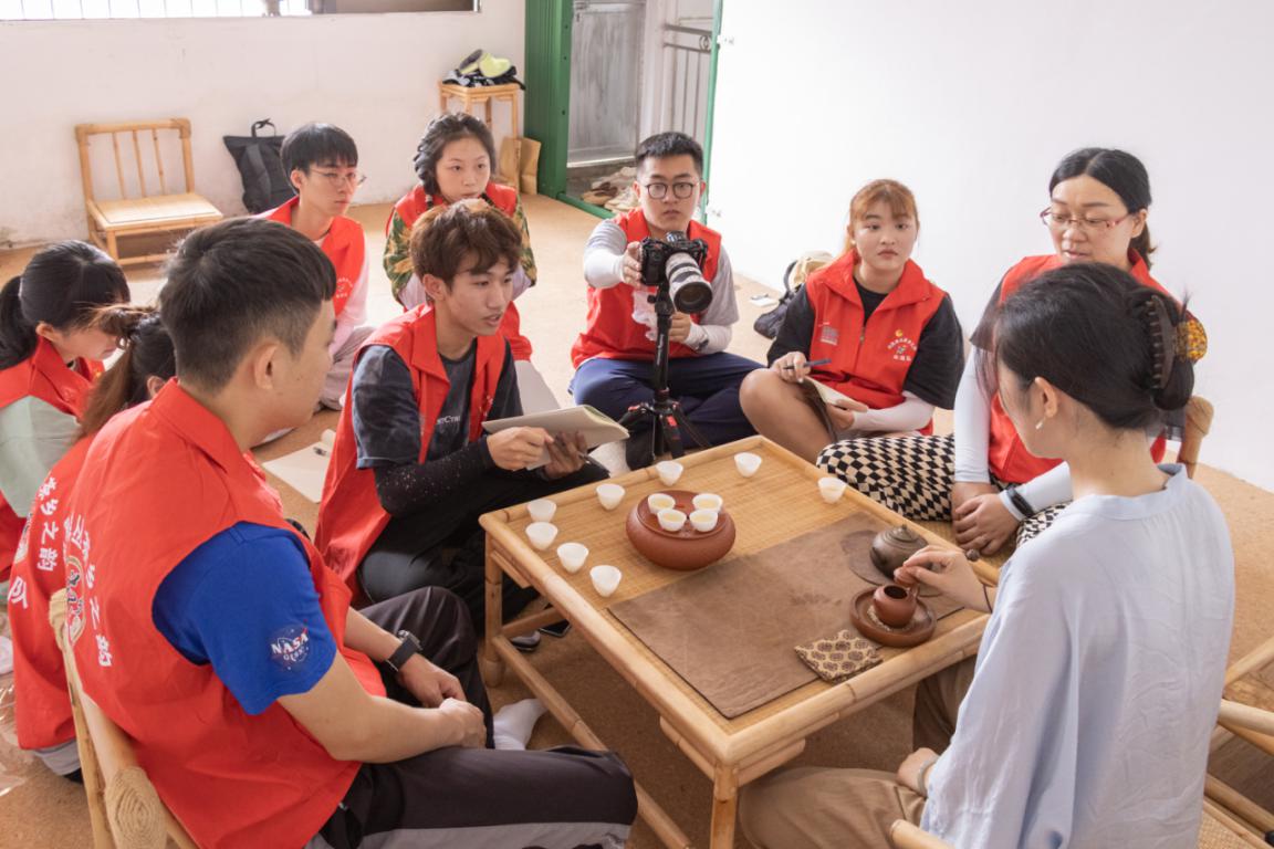图片33.jpg 图片33.jpg