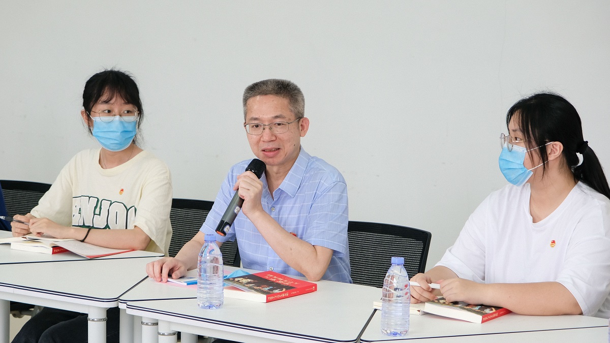 刘小龙-24.jpg 刘小龙-24.jpg